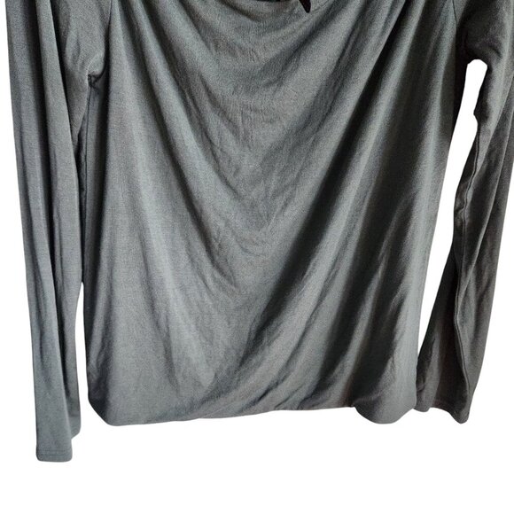 J Crew Shirt Green Large Women's FormKnit Long Sleeve Open Back Top With Bow - Picture 9 of 10